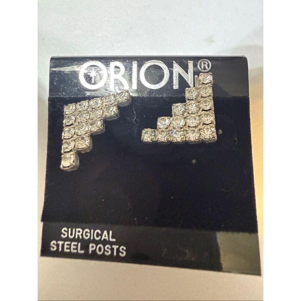 Orion Silvertone Surgical Steel Posts L-Shaped White Crystals Stud Earrings NWT